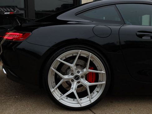 Used 2016 Mercedes-Benz AMG GT S image 22