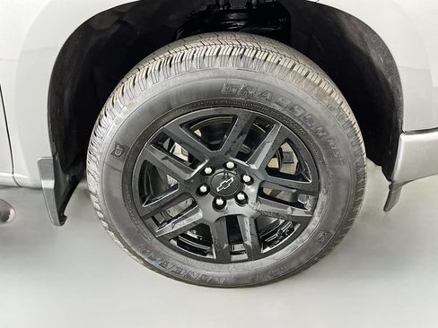 Used 2024 Chevrolet Silverado 1500 Custom w/ LPO, Dark Essentials Package AWD/4WD image 37