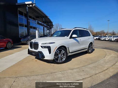 Used 2025 BMW X7 xDrive40i w/ M Sport Package image 1