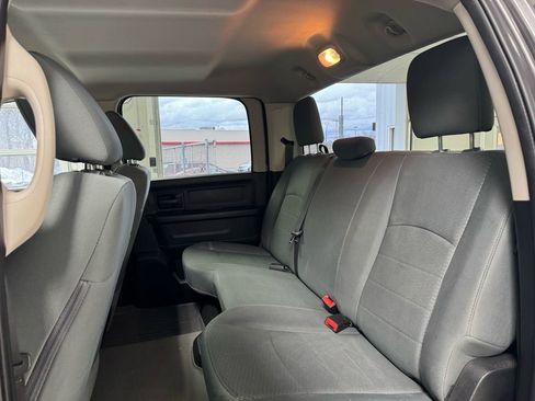 Used 2016 RAM 2500 Tradesman w/ Chrome Appearance Group image 18