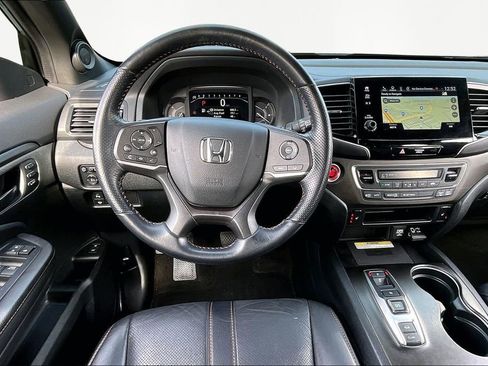 Used 2023 Honda Passport TrailSport image 9
