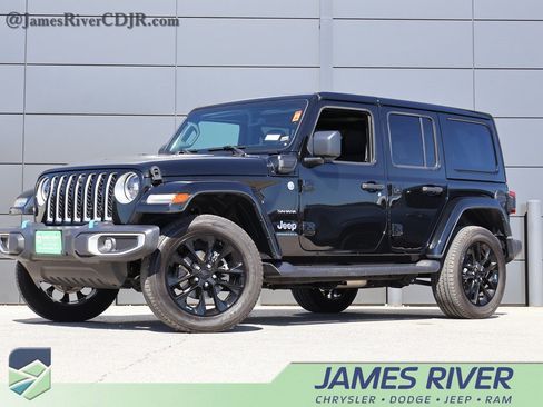 Used 2023 Jeep Wrangler Unlimited Sahara w/ Cold Weather Group image 1