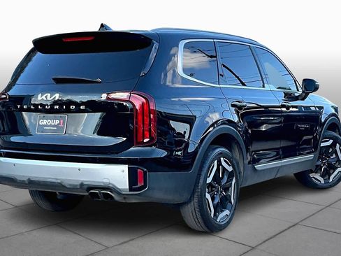 Used 2023 Kia Telluride S image 11