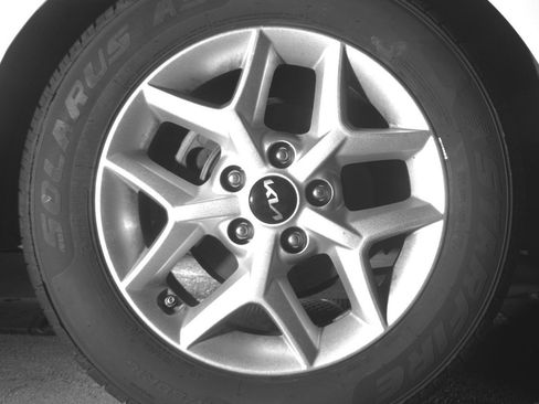 Used 2025 Kia Soul LX w/ LX Technology Package FWD image 22