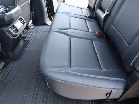 New 2025 Ford F150 Lariat w/ FX4 Off-Road Package image 14