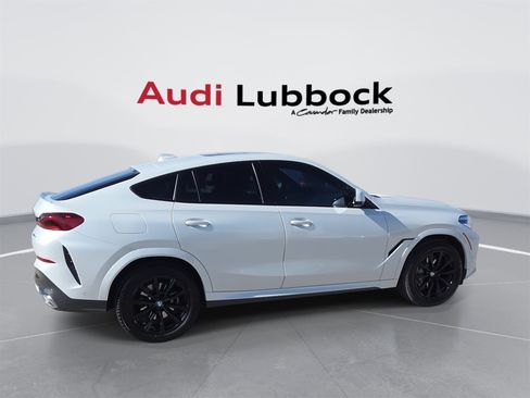 Used 2023 BMW X6 xDrive40i w/ M Sport Package image 9