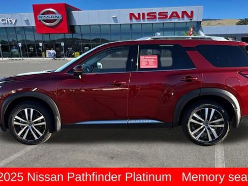 Used 2025 Nissan Pathfinder Platinum w/ Cargo Package image 6