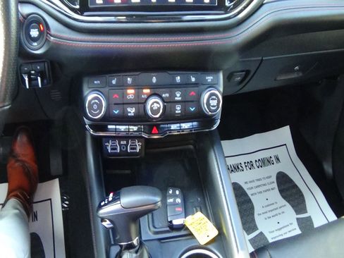 Used 2024 Dodge Durango R/T AWD/4WD image 29