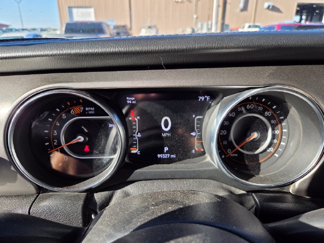 Used 2020 Jeep Wrangler Unlimited Sahara AWD/4WD image 8