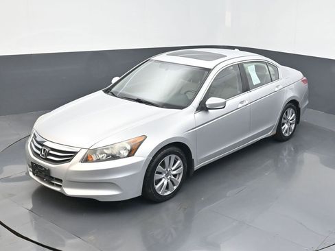 Used 2012 Honda Accord EX-L image 9