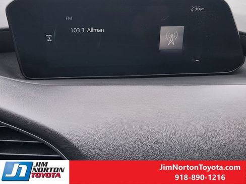Used 2024 MAZDA MAZDA3 s FWD image 18