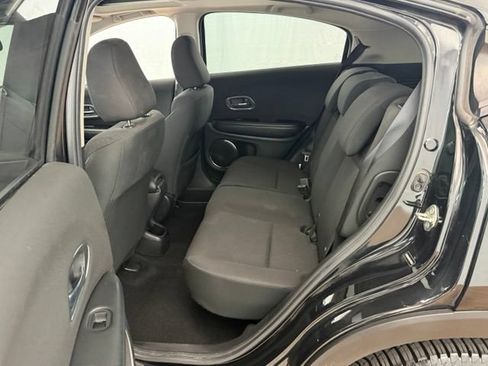 Used 2017 Honda HR-V EX image 14