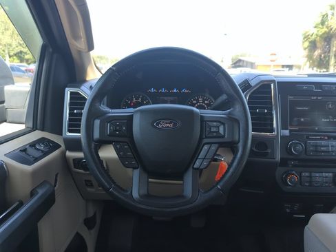 Used 2015 Ford F150 XLT w/ Equipment Group 302A Luxury RWD image 16