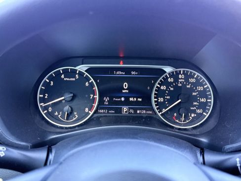 Used 2024 Nissan Sentra SV image 15