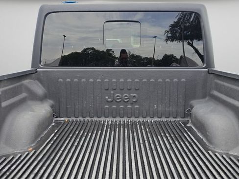 Used 2023 Jeep Gladiator Mojave w/ LED Lighting Group AWD/4WD image 15