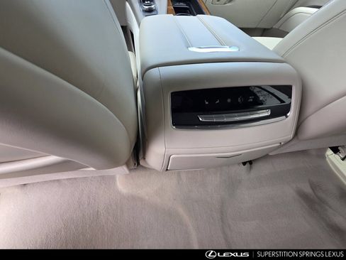 Used 2024 Cadillac Escalade Premium Luxury Platinum w/ Heavy-Duty Trailer Package AWD/4WD image 26