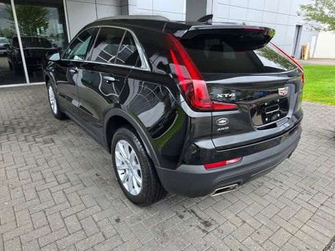 Used 2023 Cadillac XT4 Luxury w/ Cold Weather Package AWD/4WD image 2