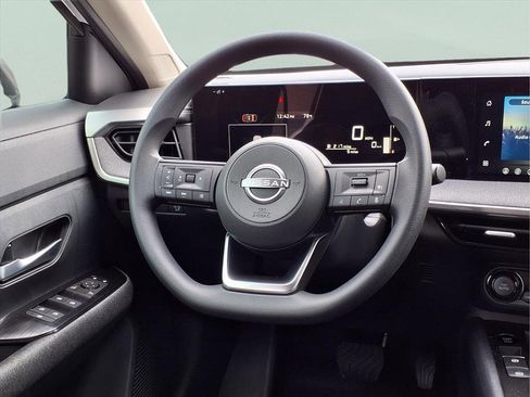 New 2026 Nissan Kicks SV image 14