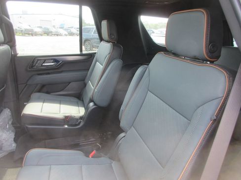 New 2026 GMC Yukon AT4 w/ AT4 Premium Package AWD/4WD image 12