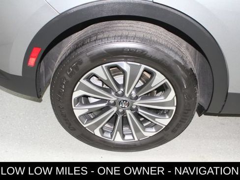 Used 2024 Buick Envision Preferred AWD/4WD image 5