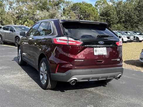 Used 2019 Ford Edge Titanium image 11
