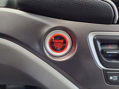 Used 2022 Honda Pilot Special Edition image 11