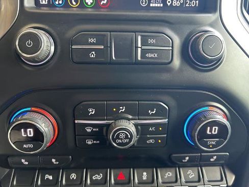 Used 2020 Chevrolet Silverado 1500 RST w/ Texas Edition AWD/4WD image 14