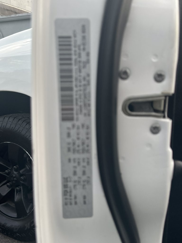 Used 2017 RAM 1500 Express AWD/4WD image 31