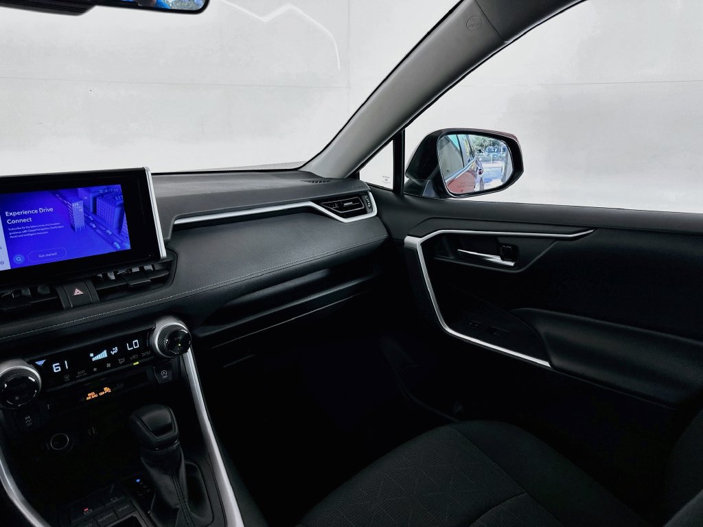 Certified 2025 Toyota RAV4 XLE FWD image 23