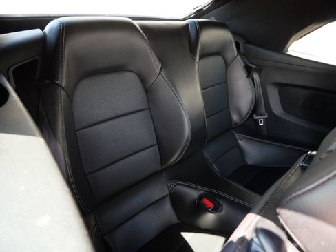 Used 2022 Ford Mustang Premium RWD image 15