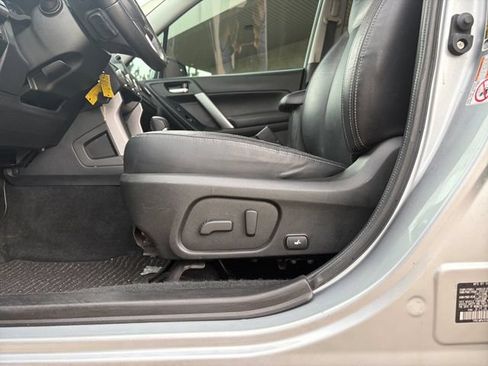 Used 2018 Subaru Forester 2.5i Limited AWD/4WD image 30