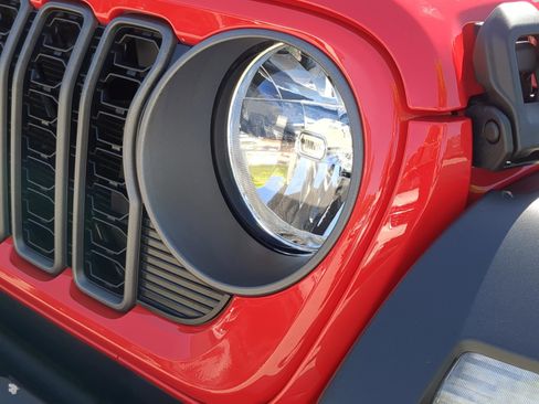 Used 2026 Jeep Wrangler Sport S image 29