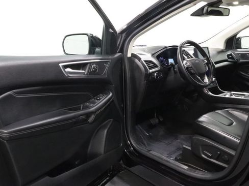 Used 2022 Ford Edge Titanium AWD/4WD image 10