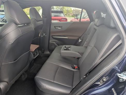 Used 2021 Toyota Venza Limited w/ Advanced Technology Package image 10