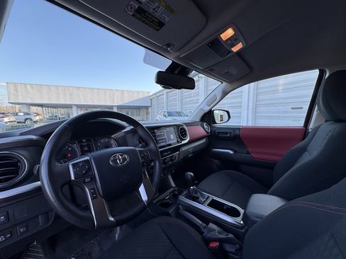 Used 2023 Toyota Tacoma SR5 image 15