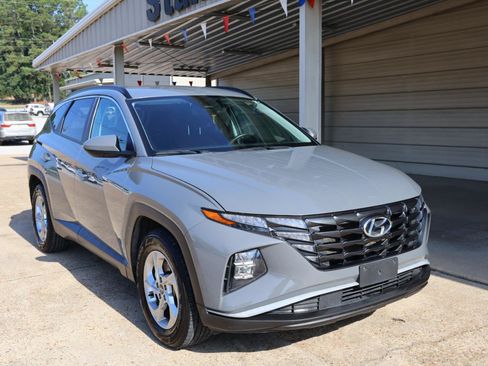 Used 2024 Hyundai Tucson SEL FWD image 3