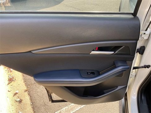 Used 2021 MAZDA CX-30 FWD 2.5 S image 5