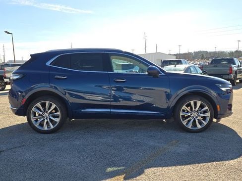 Used 2023 Buick Envision Avenir image 6