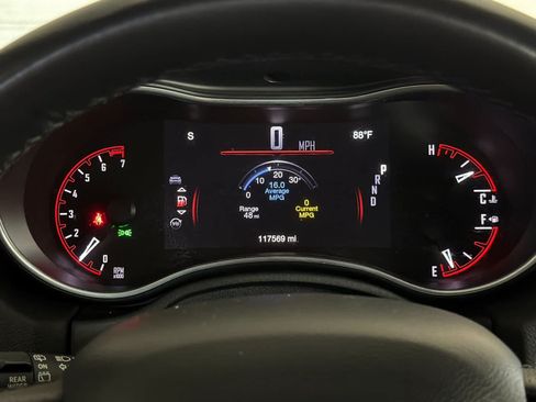 Used 2019 Dodge Durango SXT RWD image 29