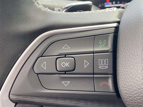 New 2025 Jeep Grand Cherokee Altitude image 24