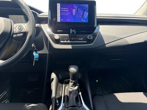 Used 2024 Toyota Corolla LE FWD image 15