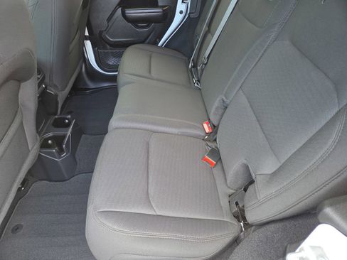 Used 2021 Jeep Wrangler Unlimited Sport image 22