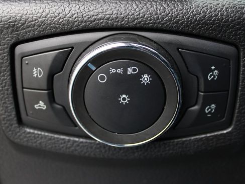 Used 2020 Ford F250 Lariat w/ Lariat Value Package image 21