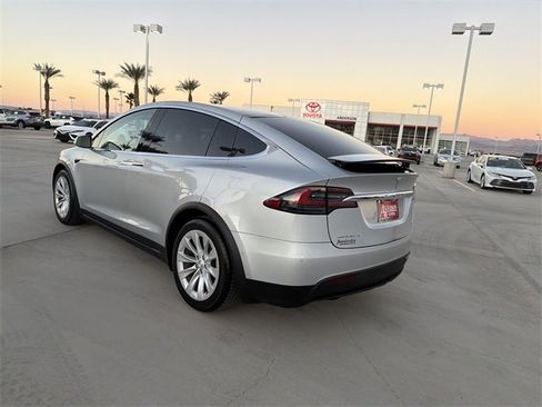Used 2017 Tesla Model X 100D image 7