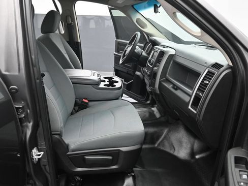 Used 2019 RAM 1500 Tradesman w/ Popular Equipment Group AWD/4WD image 28