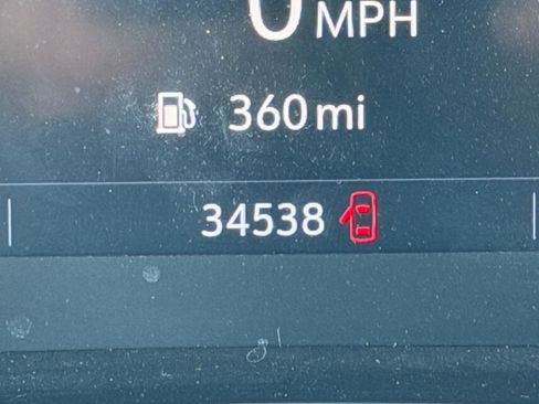 Used 2023 Buick Encore GX Preferred image 34