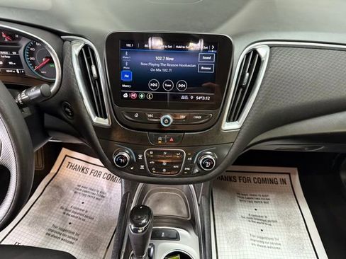 Used 2020 Chevrolet Malibu LT image 21
