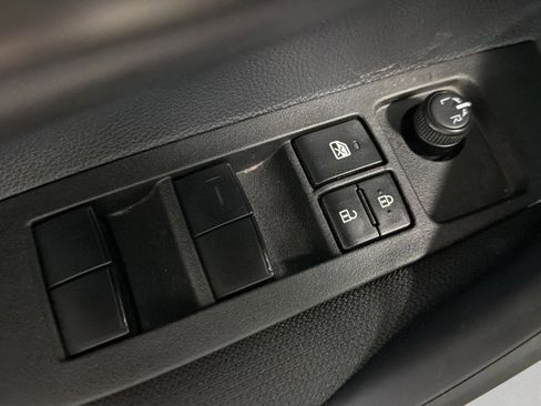 Used 2026 Toyota Corolla LE FWD image 15