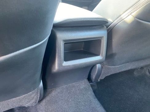 Used 2023 Toyota Camry SE image 18