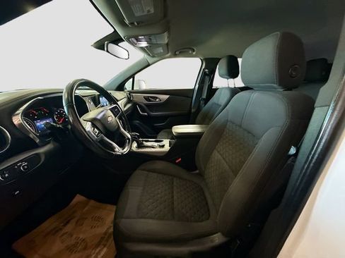 Used 2019 Chevrolet Blazer LT FWD image 21